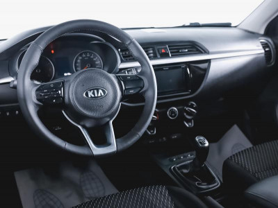 Kia Rio 1.6 MT (123 л. с.)