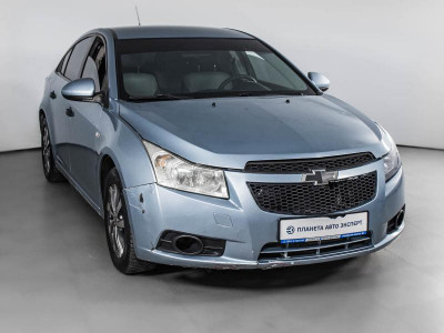 Chevrolet Cruze 1.6 MT (113 л.с.)