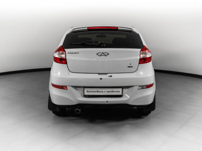 Chery Very 1.5 MT (109 л. с.)