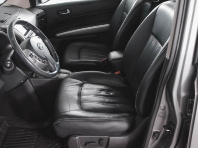 Nissan X-Trail 2.0 CVT AWD (141 л. с.)