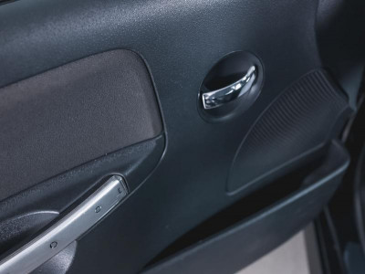 Citroen C2 1.4 AT (75 л. с.)