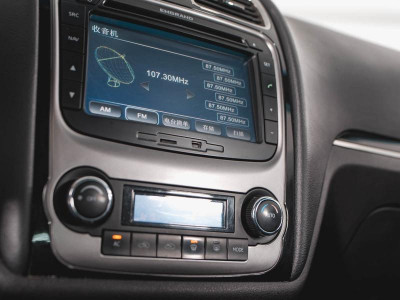 Geely Emgrand EC7 1.8 MT (126 л. с.)