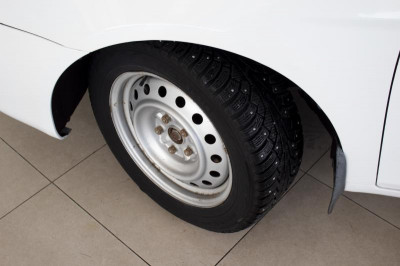 Geely Emgrand EC7 1.8 MT (126 л. с.)