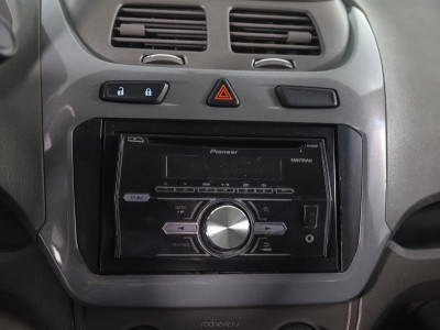 Chevrolet Cobalt 1.5 MT (106 л. с.)