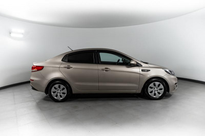 Kia Rio 1.6 AT (123 л. с.)