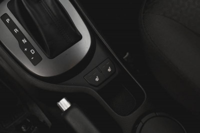 Kia Rio 1.6 AT (123 л. с.)