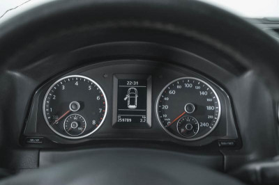 Volkswagen Tiguan 1.4 TSI BlueMotion MT (122 л. с.)