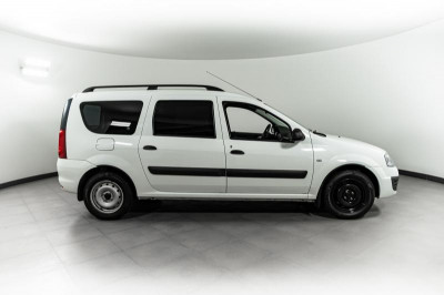 LADA Largus универсал 1.6 MT 8 кл (7 мест) (87 л. с.)