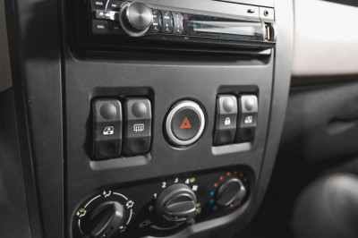 LADA Largus универсал 1.6 MT 8 кл (7 мест) (87 л. с.)
