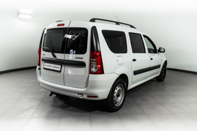 LADA Largus универсал 1.6 MT 8 кл (7 мест) (87 л. с.)
