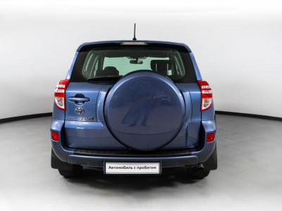 Toyota RAV4 2.0 MT (148 л.с.)