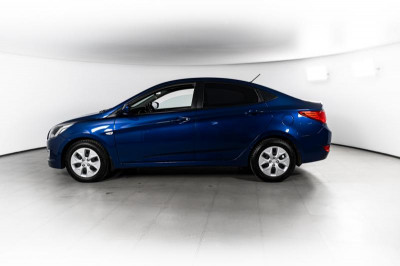 Hyundai Solaris 1.4 AT (107 л. с.)