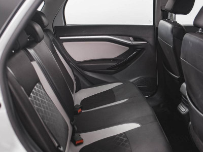 LADA Vesta 1.6 MT (106 л. с.)
