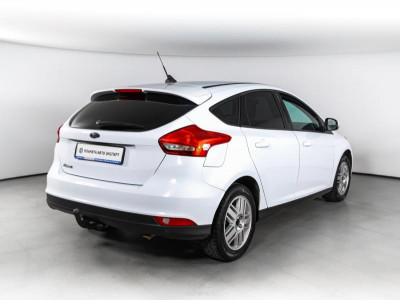 Ford Focus Хетчбэк 1.6 Ti-VCT MT (125 л. с.)
