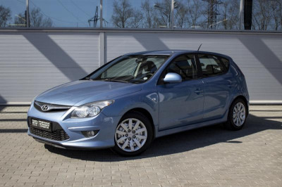 Hyundai i30 1.6 MT (126 л. с.)