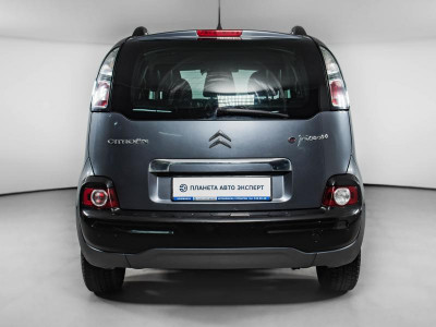 Citroen C3 Picasso 1.4 MT (95 л. с.)