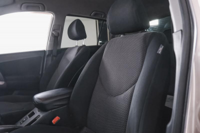 Toyota RAV4 2.0 MT (152 л.с.) 4WD