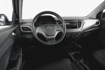 Hyundai Solaris 1.4 MT (100 л.с.)