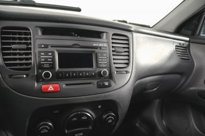 Kia Rio 1.4 AT (97 л. с.)