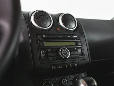 Nissan Qashqai 2.0 CVT FWD (140 л. с.)