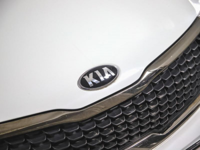 Kia Rio Хетчбэк 1.4 AT (107 л. с.)
