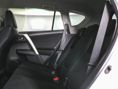 Toyota RAV4 2.0 CVT (146 л. с.)