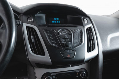 Ford Focus 1.6 PowerShift (105 л. с.)
