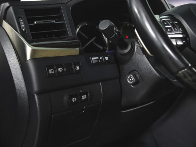 Lexus LX 450d AT (272 л. с.)