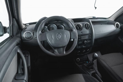 Renault Duster 1.5 D MT 4x4 (109 л. с.)