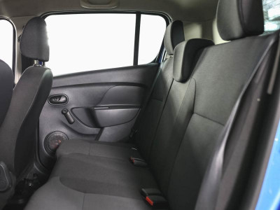 Renault Sandero 1.6 AT (102 л. с.)