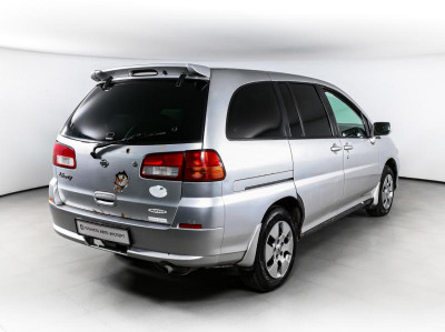 Nissan Liberty 2.0 CVT (147 л. с.)