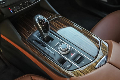 Maserati Levante 3.0 V6 AT (350 л.с.)