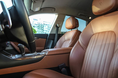 Maserati Levante 3.0 V6 AT (350 л.с.)