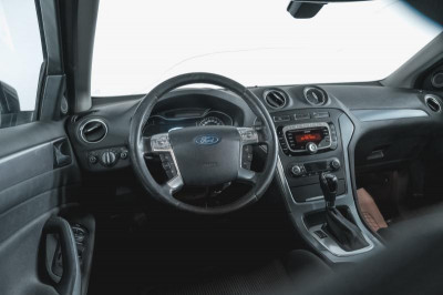 Ford Mondeo 2.0 EcoBoost PowerShift (200 л. с.)