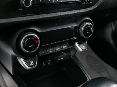 Kia Rio X-Line 1.6 AT (123 л. с.)
