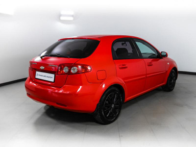 Chevrolet Lacetti 1.4 MT (95 л. с.)