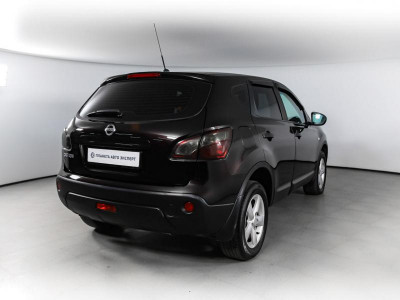 Nissan Qashqai 2.0 CVT (141 л. с.)