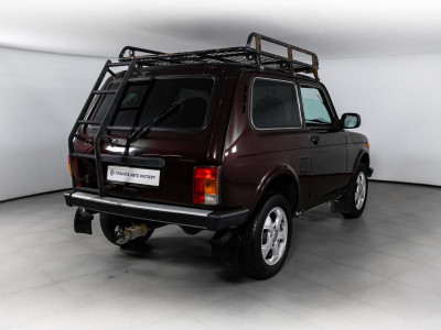 LADA 4x4 1.8 MT (82 л. с.)