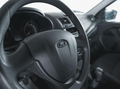 LADA Новая Granta седан 1.6 MT 8кл (87 л. с.)