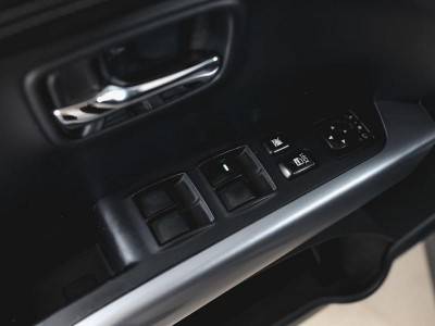 Mitsubishi Outlander 2.4 CVT 4WD (170 л. с.)
