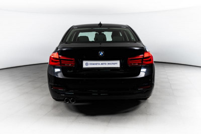 BMW 3 серия 320i AT (184 л. с.)
