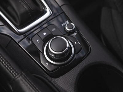 Mazda 3 1.5 AT (120 л.с.)