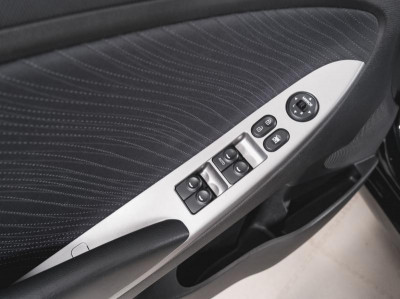 Hyundai Solaris 1.6 MT (123 л. с.)