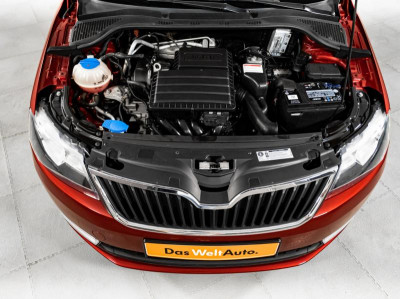 ŠKODA Rapid 1.6 MT (90 л. с.)