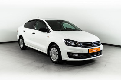 Volkswagen Polo 1.6 MPI AT (110 л. с.)