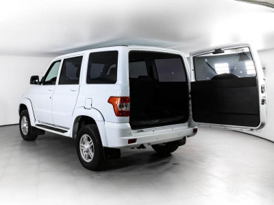 УАЗ Patriot 2.7 MT (128 л. с.)