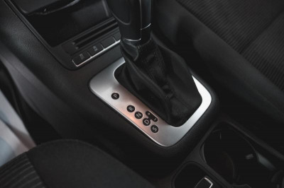 Volkswagen Tiguan 1.4 TSI BlueMotion DSG (150 л. с.)