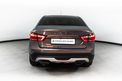 LADA Vesta Cross 1.6 MT (106 л.с.)