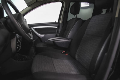 Renault Duster 1.6 MT (102 л. с.)