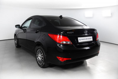 Hyundai Solaris 1.6 AT (123 л. с.)